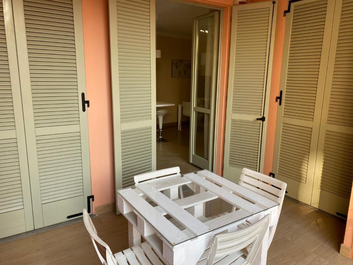 Comecasa Modern Apartment In Historical Centre Asti Kültér fotó