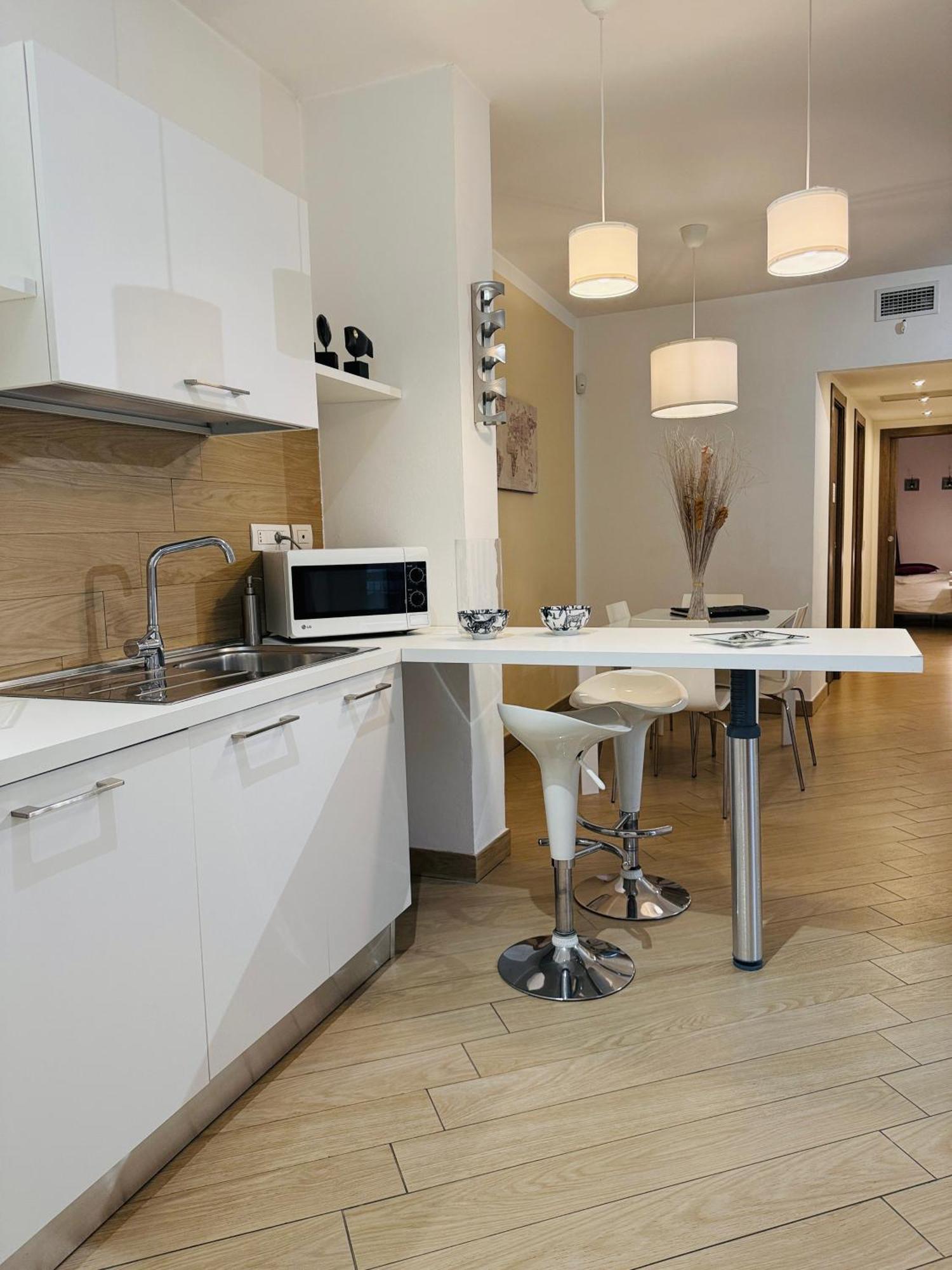 Comecasa Modern Apartment In Historical Centre Asti Kültér fotó
